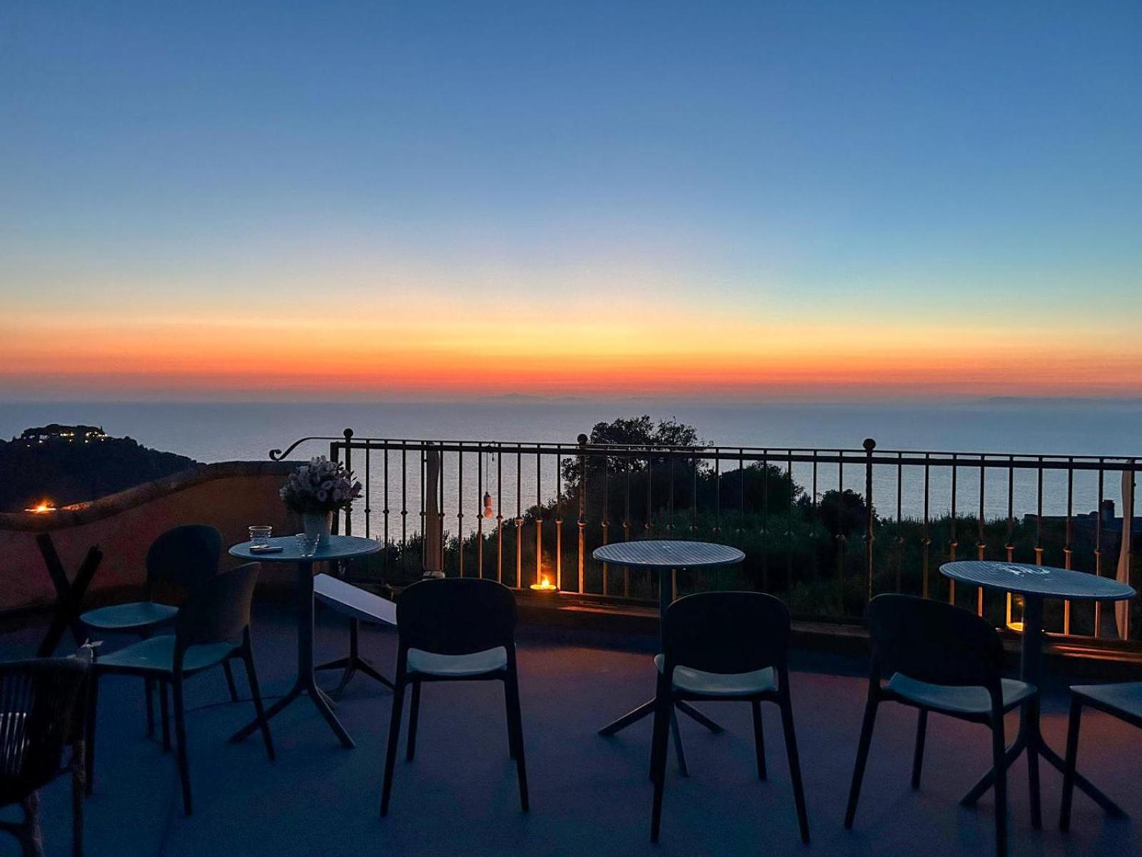Villa Velta Sea Sunset Porto Santo Stefano  Bagian luar foto