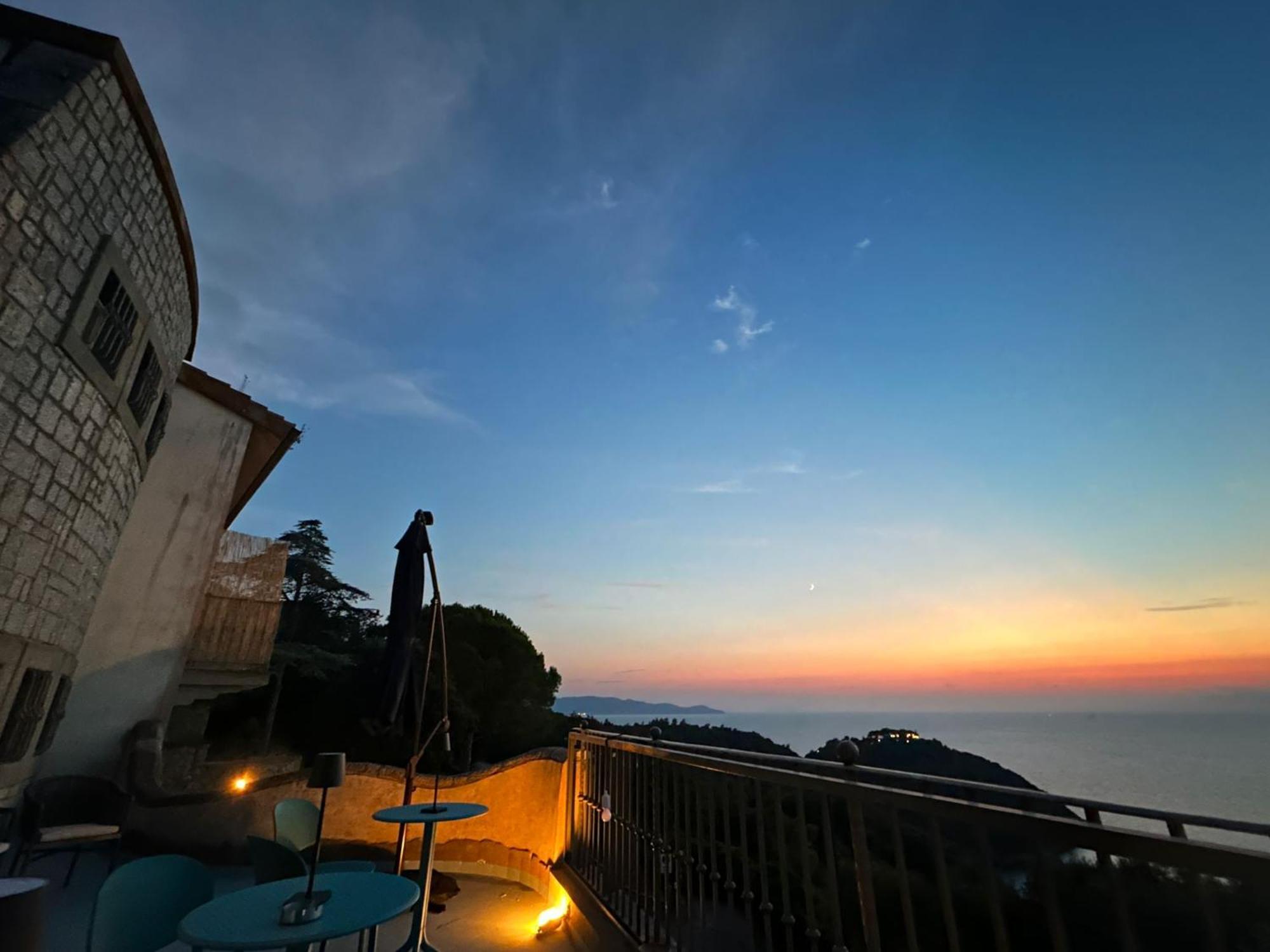 Villa Velta Sea Sunset Porto Santo Stefano  Bagian luar foto